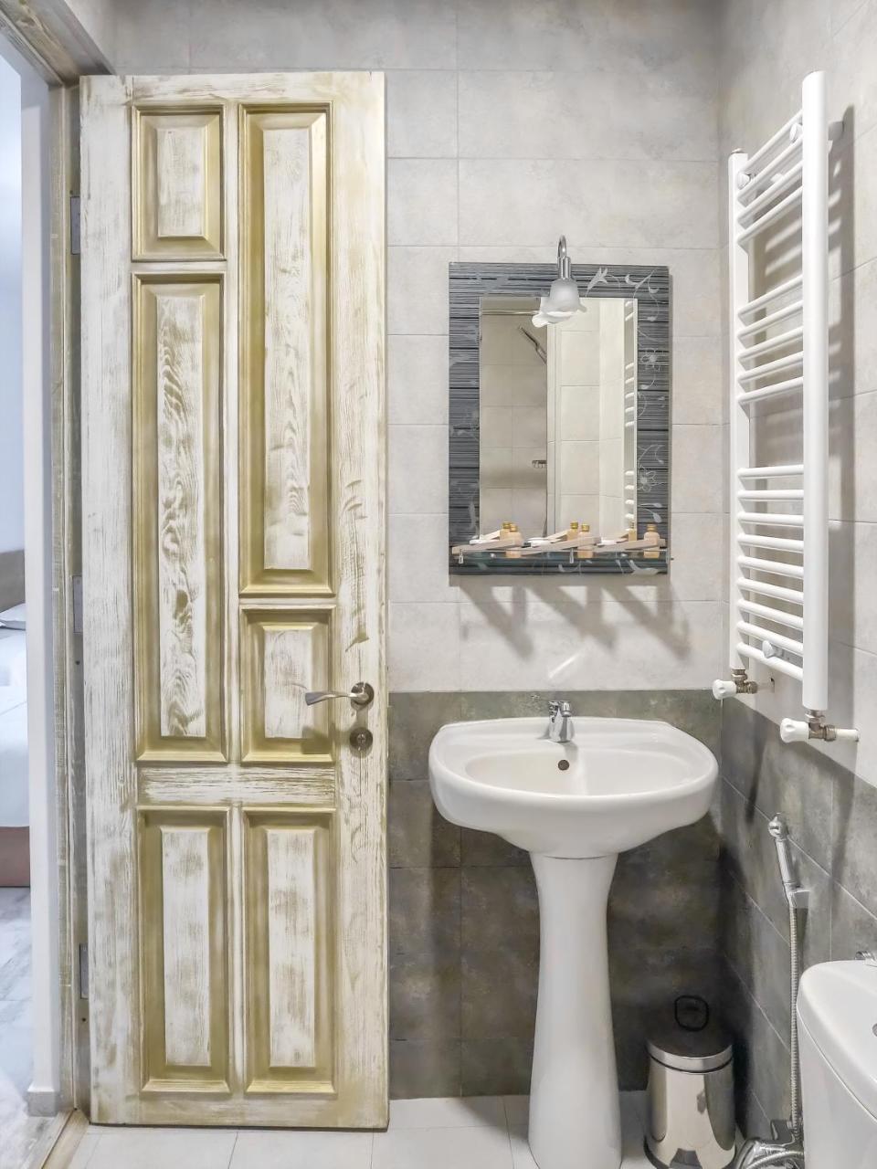 Westay Hotel تبليسي المظهر الخارجي الصورة